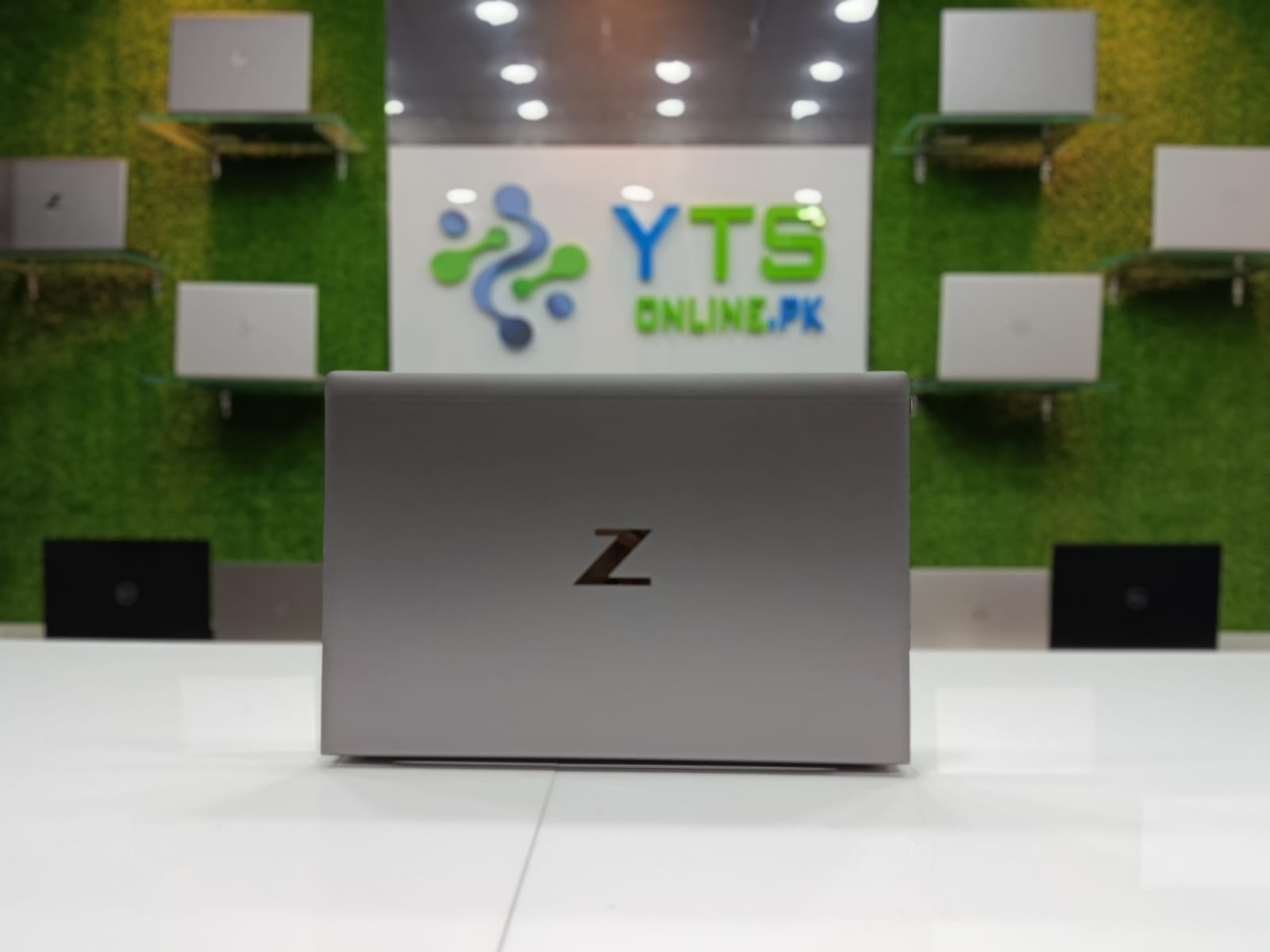 HP ZBook Firefly 14 G7 | Intel Core i5-10310U | FHD Touch Display