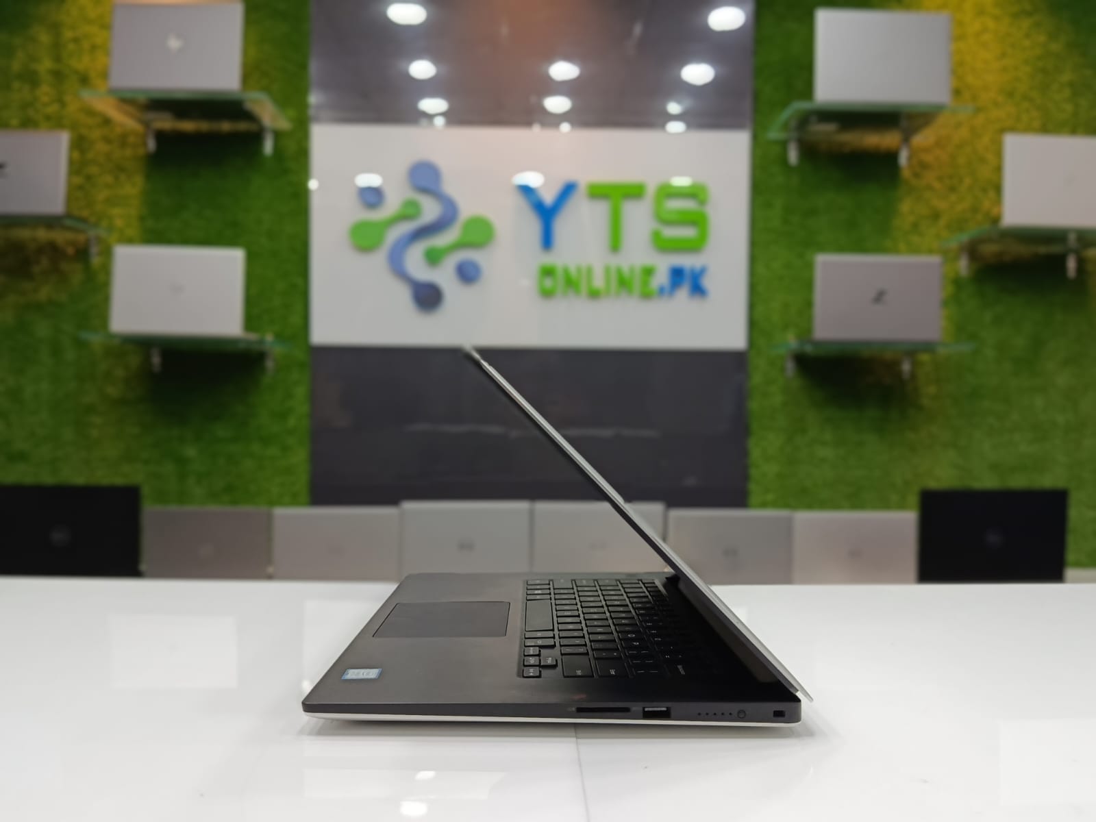 Dell Precision 5540 | Intel Core i7 9th Gen | 4k Touch Display