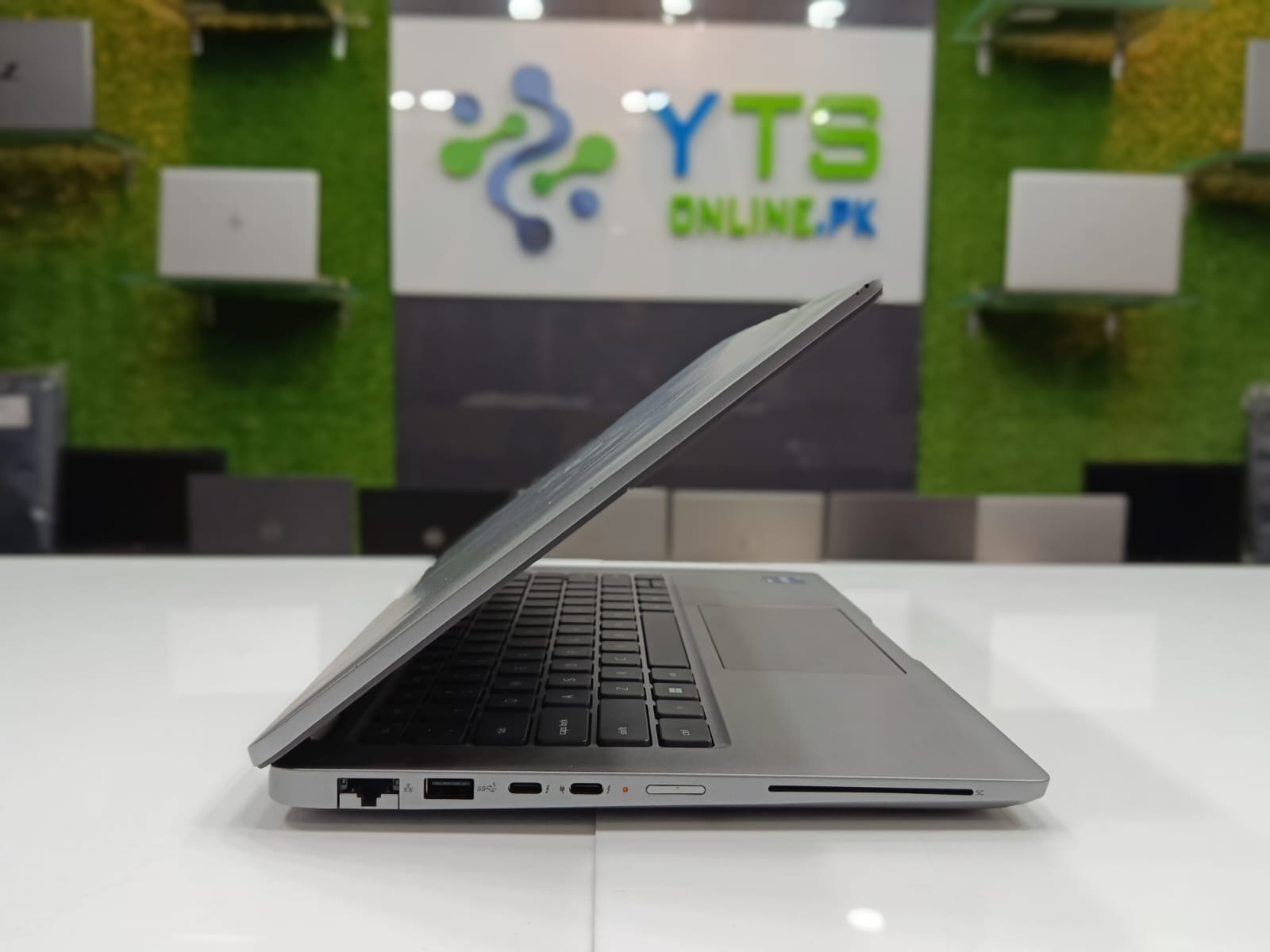 Dell Latitude 5440 | Intel Core i7‑1365U | FHD Display