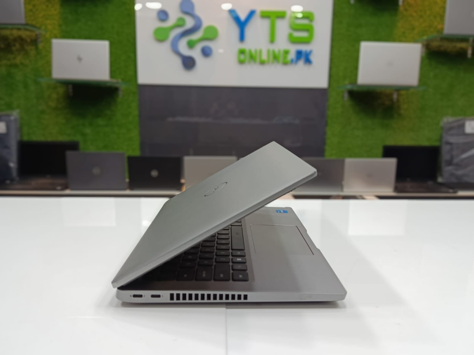 Dell Latitude 5420| Intel Core i5-1135G7 | FHD Display