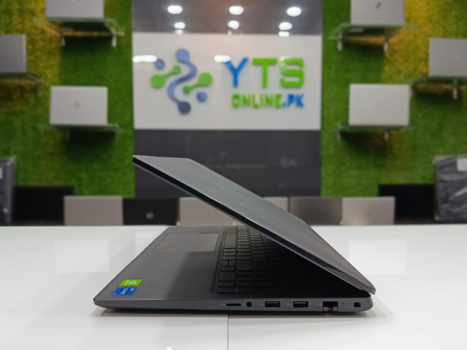 Dell Latuitude 3520 | Intel Core i5‑1135G7 | HD Display