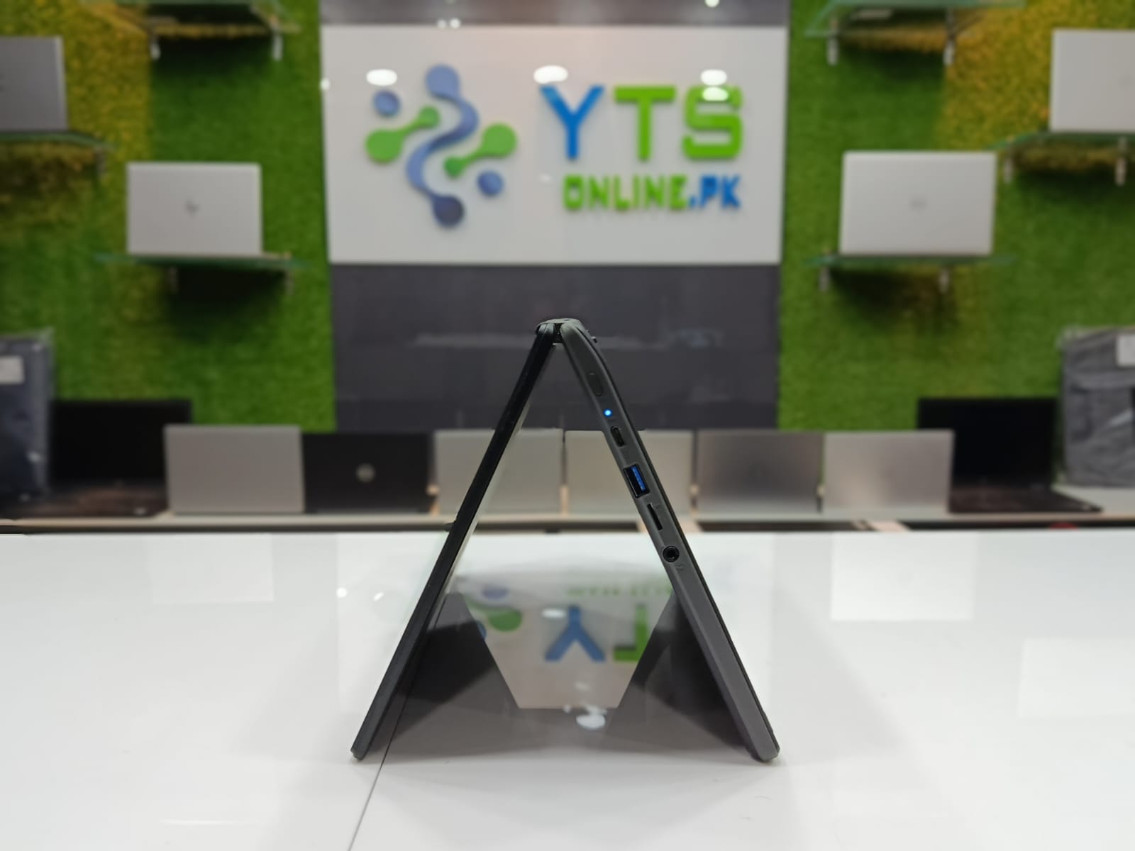 Acer Chromebook R721T