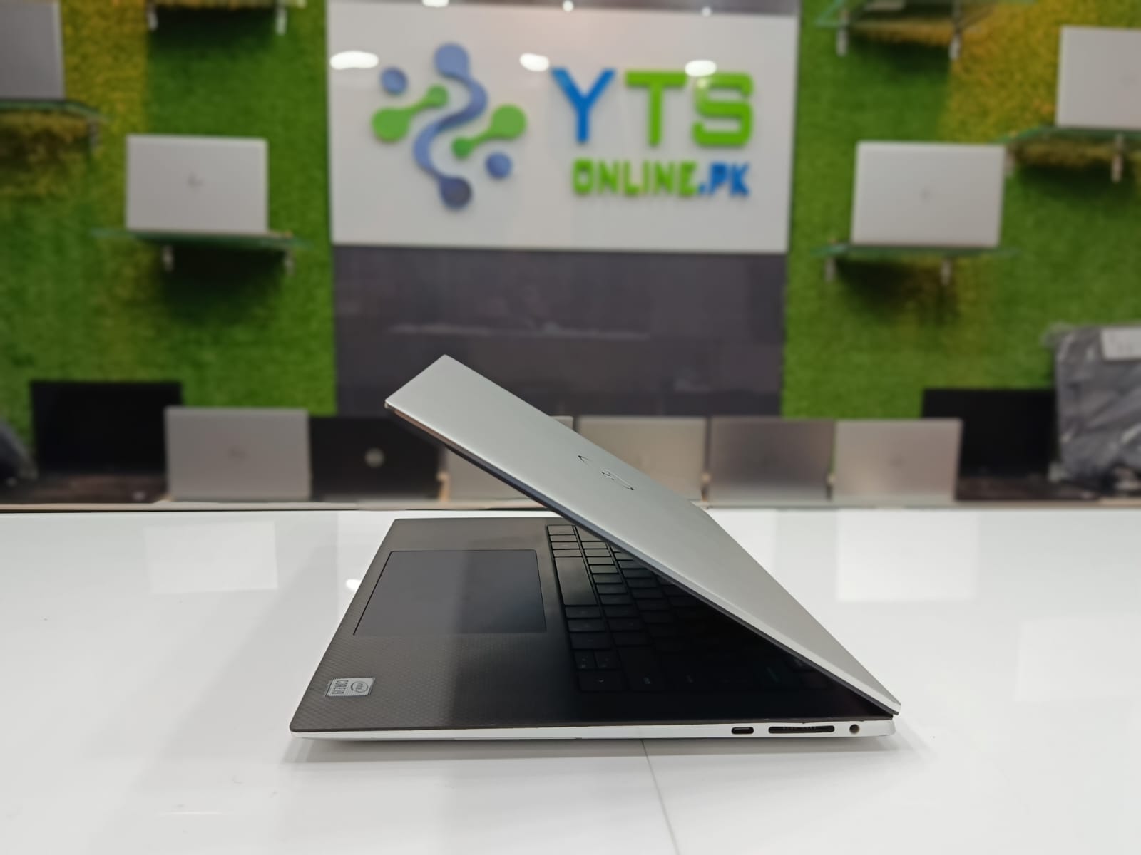 Dell XPS 15 9500| Intel Core i9 10th Gen | 4k Touch Display