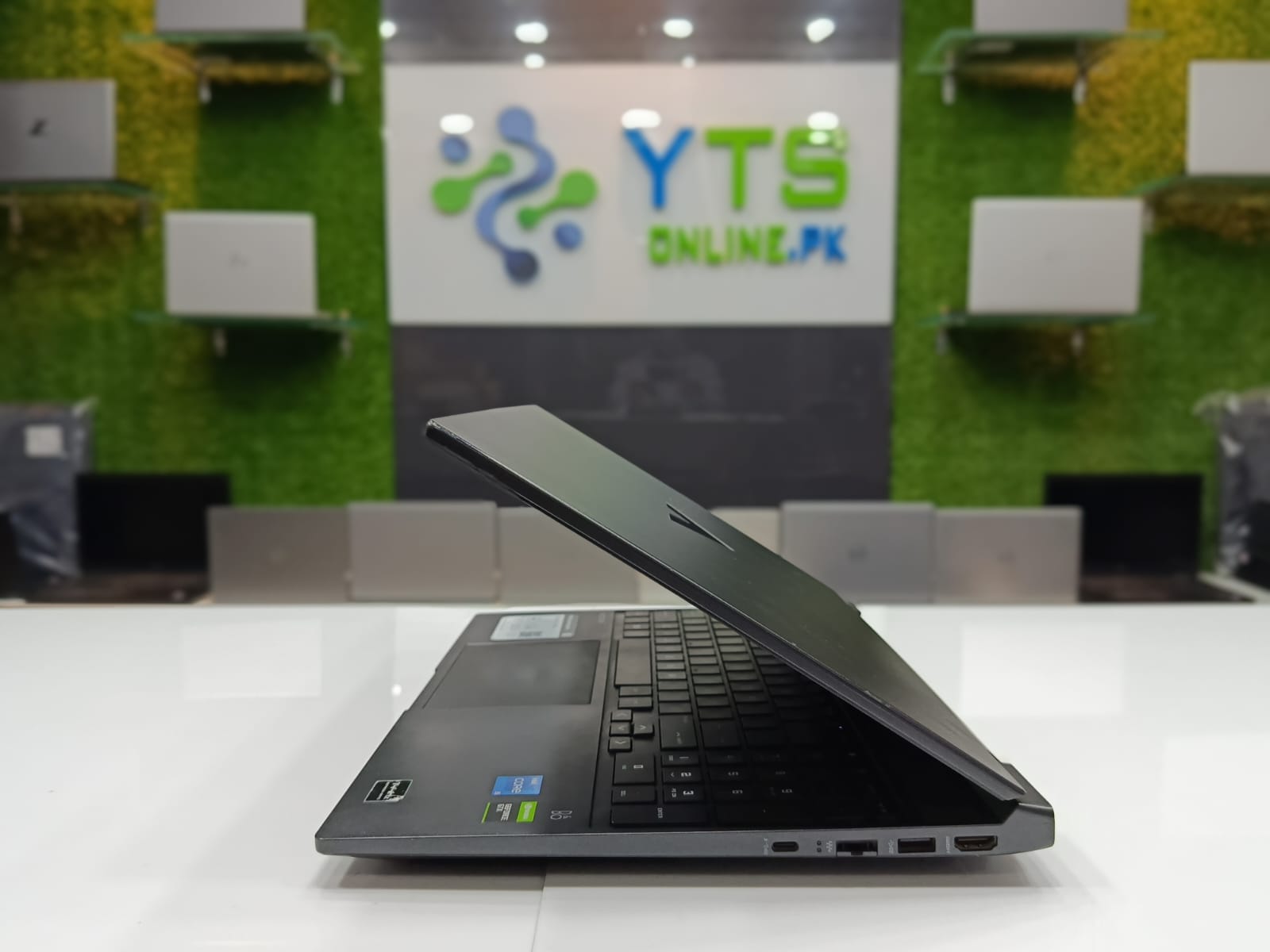 HP Victus 15-fa0031dx | Intel Core i5 12 generation | FHD Display